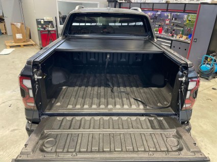 Электрическая роллета на кузов Ford Ranger - фото 2